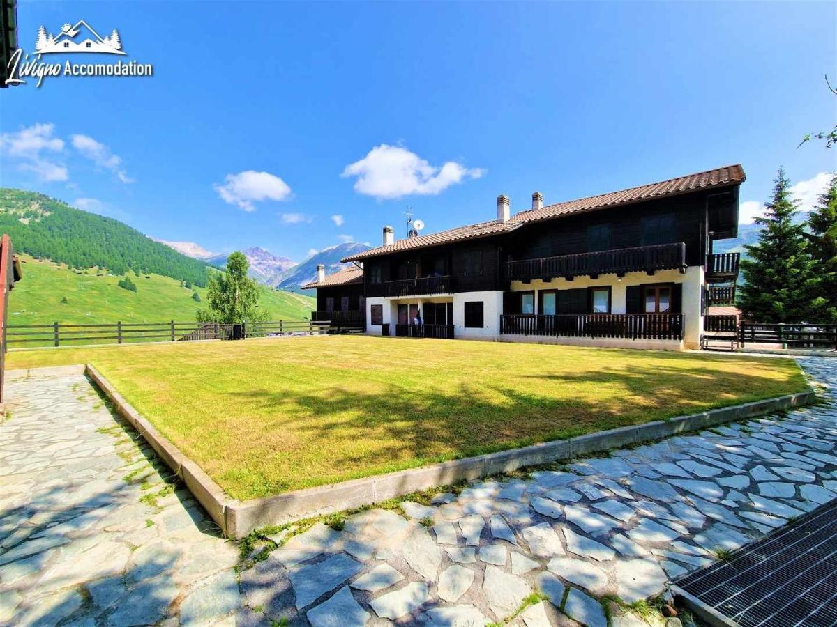 Chalet Rododendro Forest By Livigno Accomodation Eksteriør bilde
